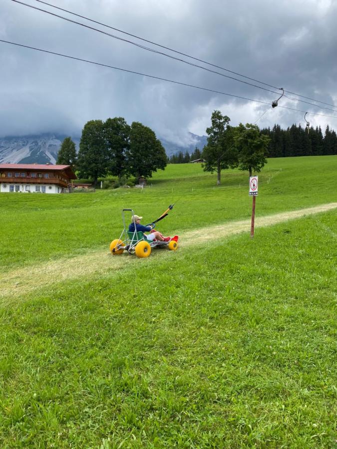 Dachsteinblick Apartment Ramsau am Dachstein Eksteriør billede